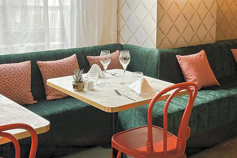 NH Paris Champs- Elysees