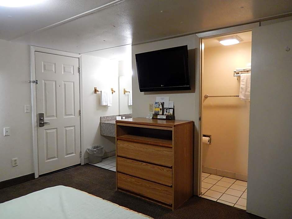 Executive Inn Pearsall