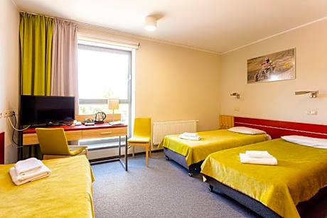 Basic Triple Room