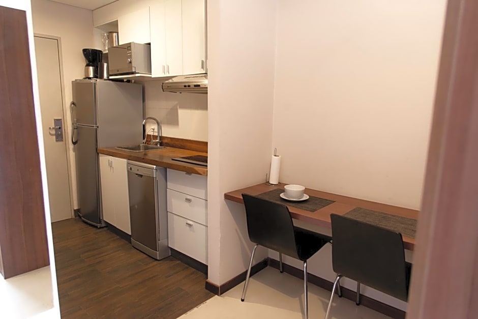 Casa Campus Pilar Suites