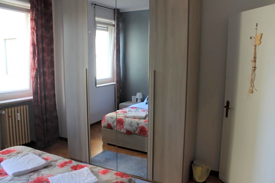 Venice Casanova Apartments