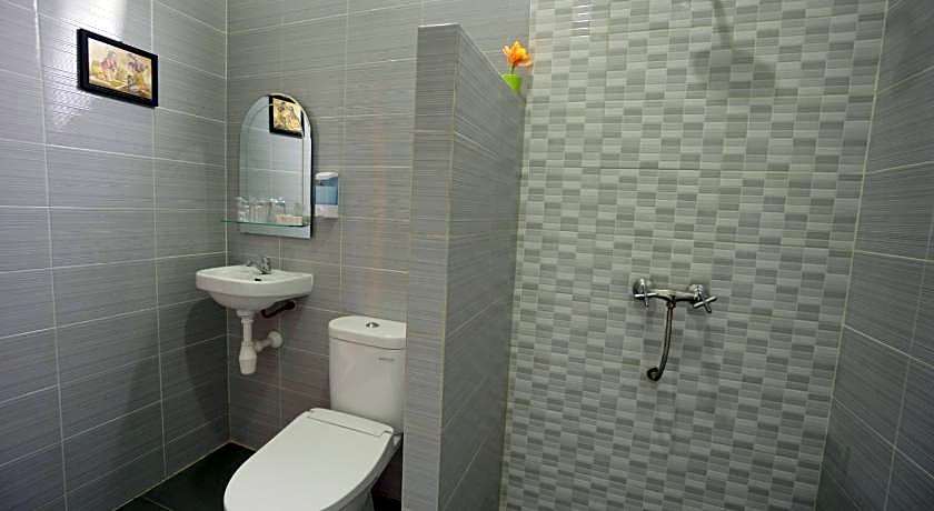 The Cabin Tanjung Hotel