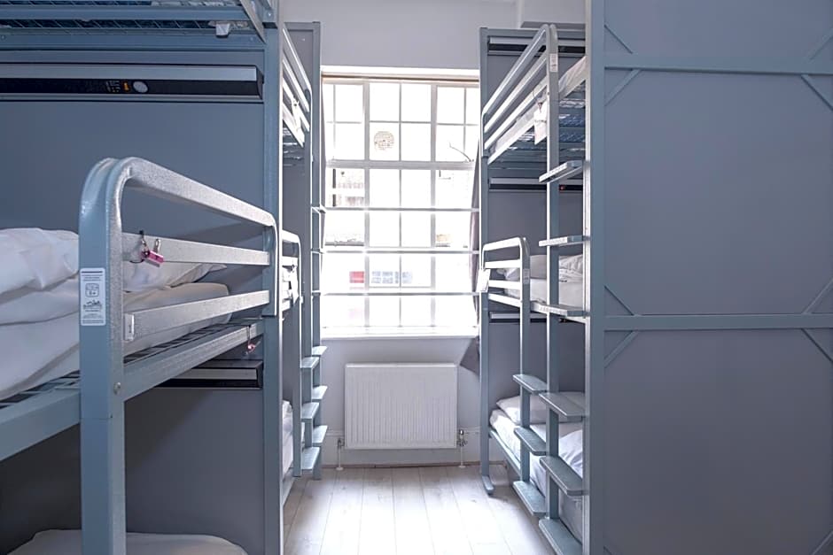 Astor Kensington Hostel