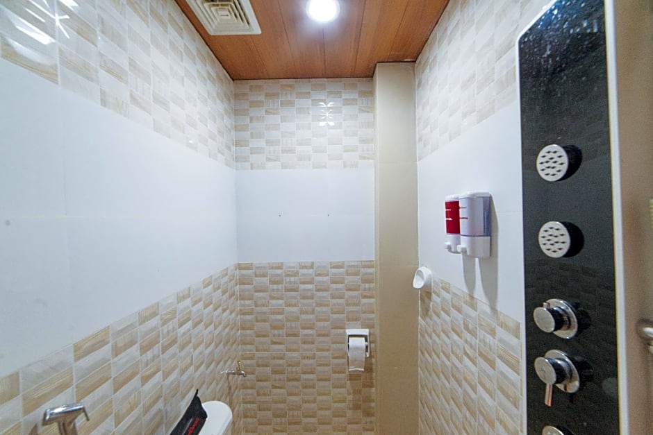 RedDoorz@Lawaan Roxas City