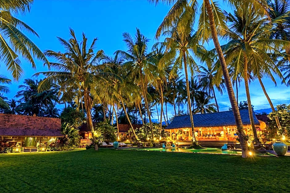 LOUKA BEACH BALI