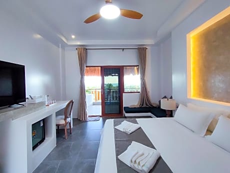 Sea View Triple Room