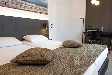 Economy Double or Twin Room