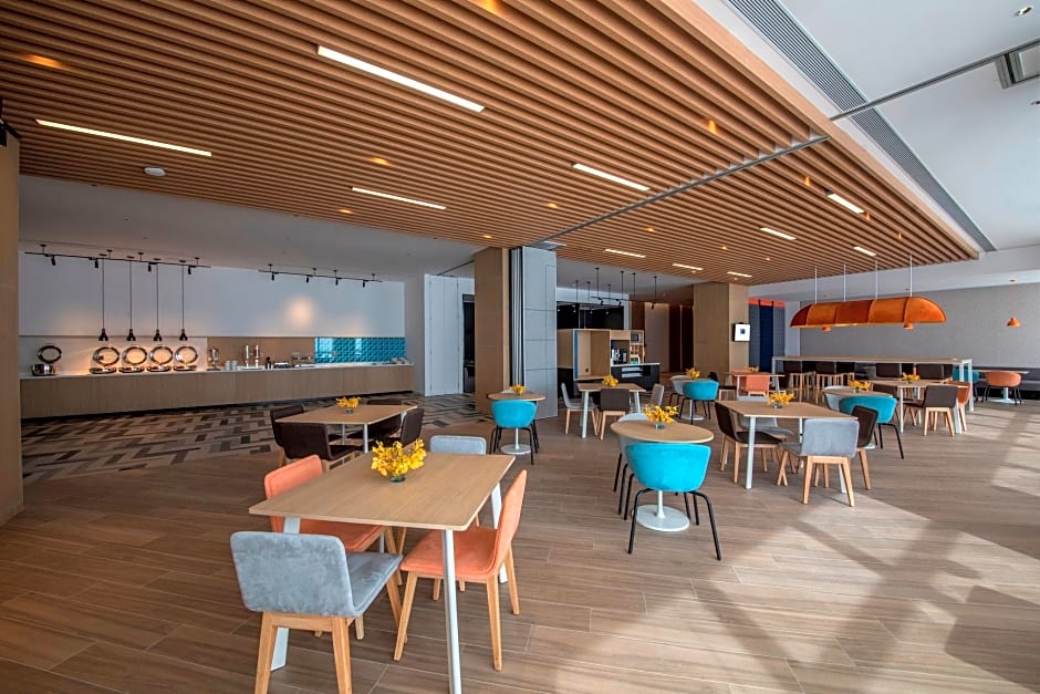 Holiday Inn Express Xiamen Airport Zone By IHG