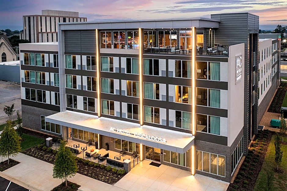 AC Hotel Tuscaloosa Downtown