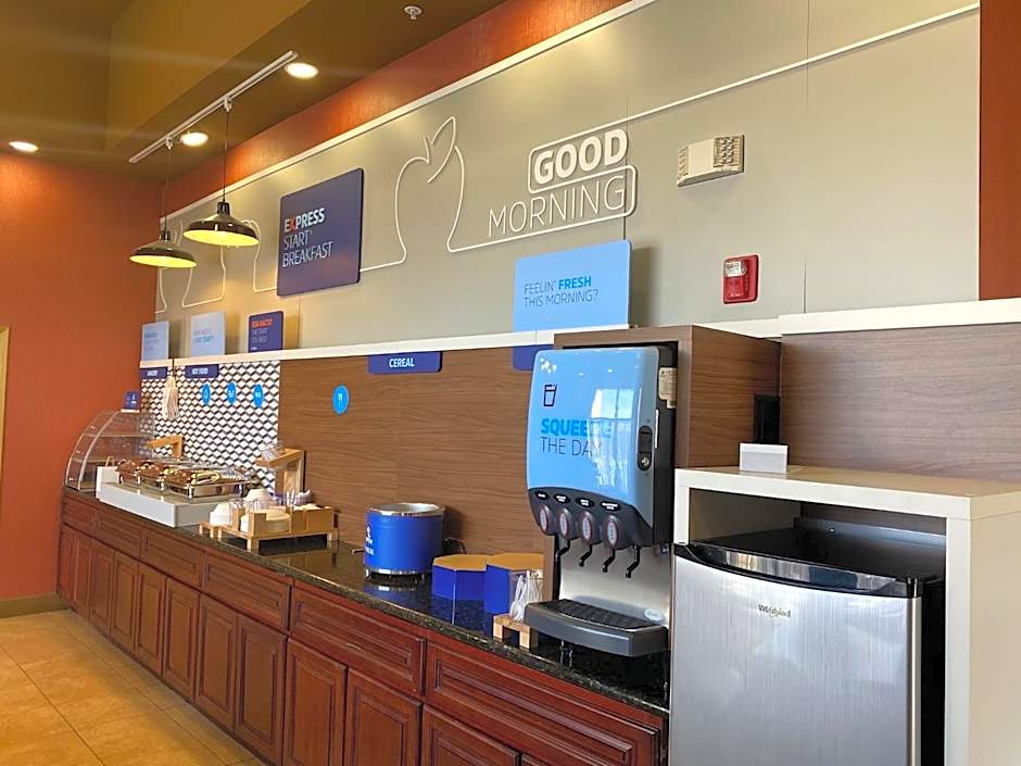 Holiday Inn Express Oakdale By IHG