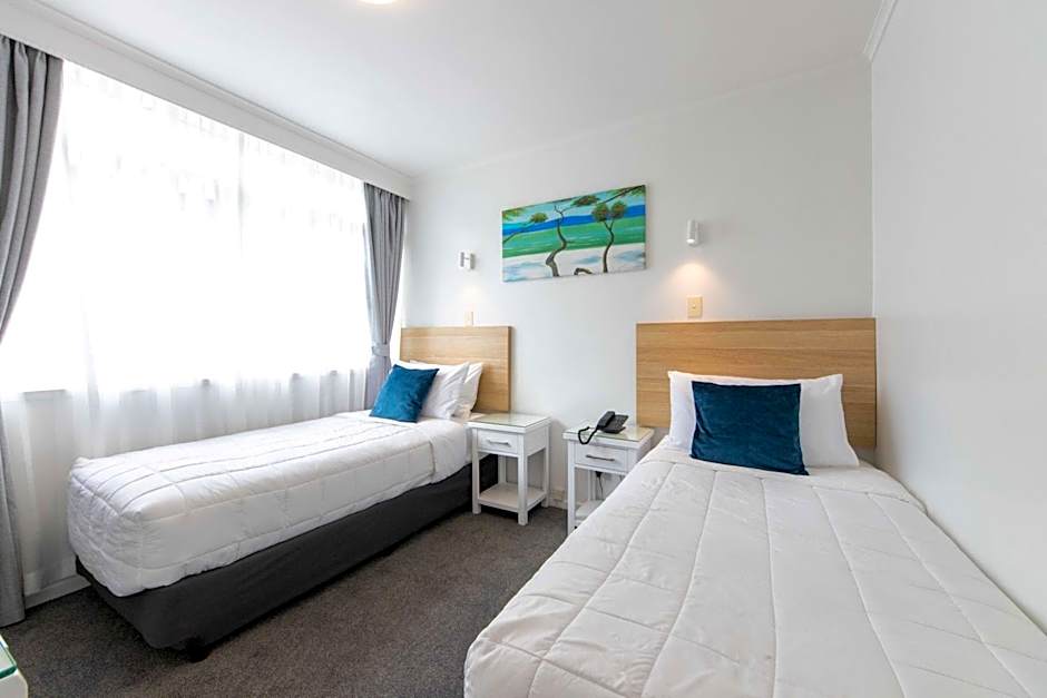 Aarangi Motel