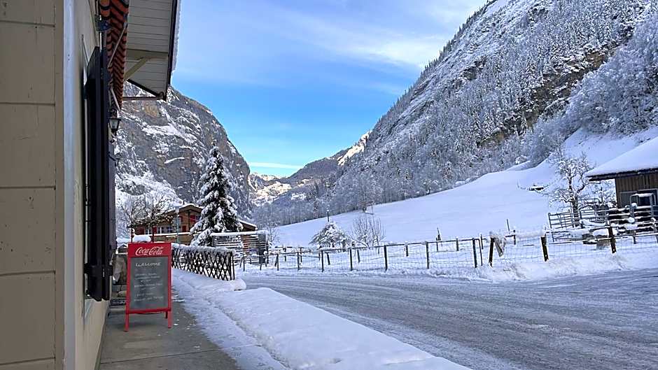 Hotel-Restaurant Stechelberg Bed & Breakfast