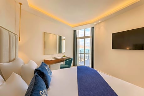 Superior Twin Room with Sea View