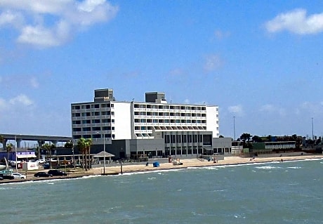 DoubleTree by Hilton Corpus Christi Beachfront