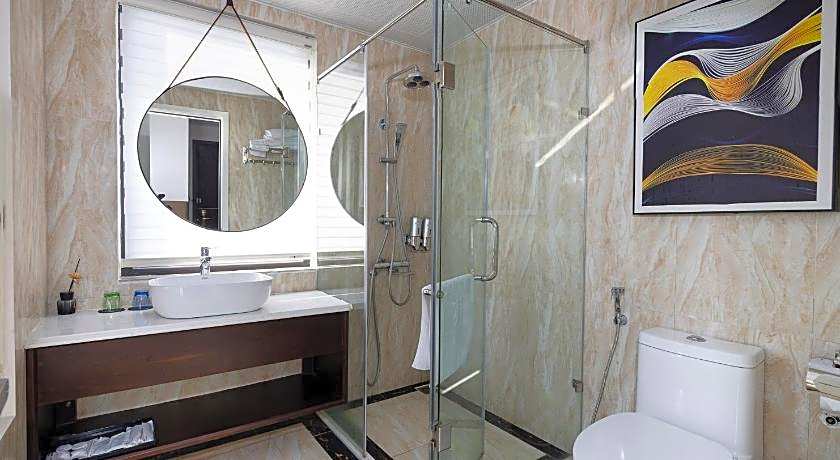 Diamond Luxury Hotel