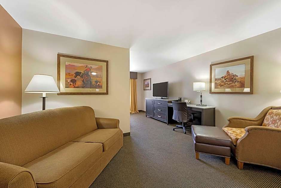Best Western Plus Country Inn & Suites