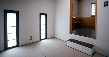 Japanese-Style Quadruple Room