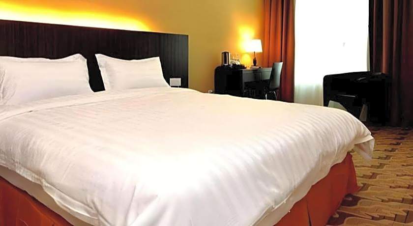 Eminent Hotel
