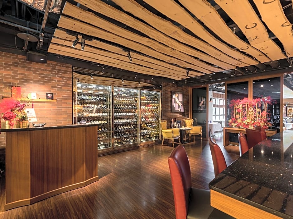 Grand Victoria Hotel