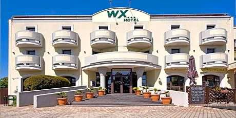 WX Hotel