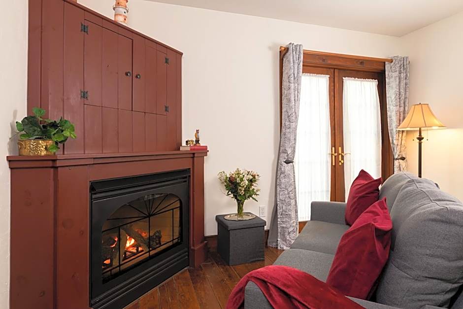 Stonecroft Country Inn