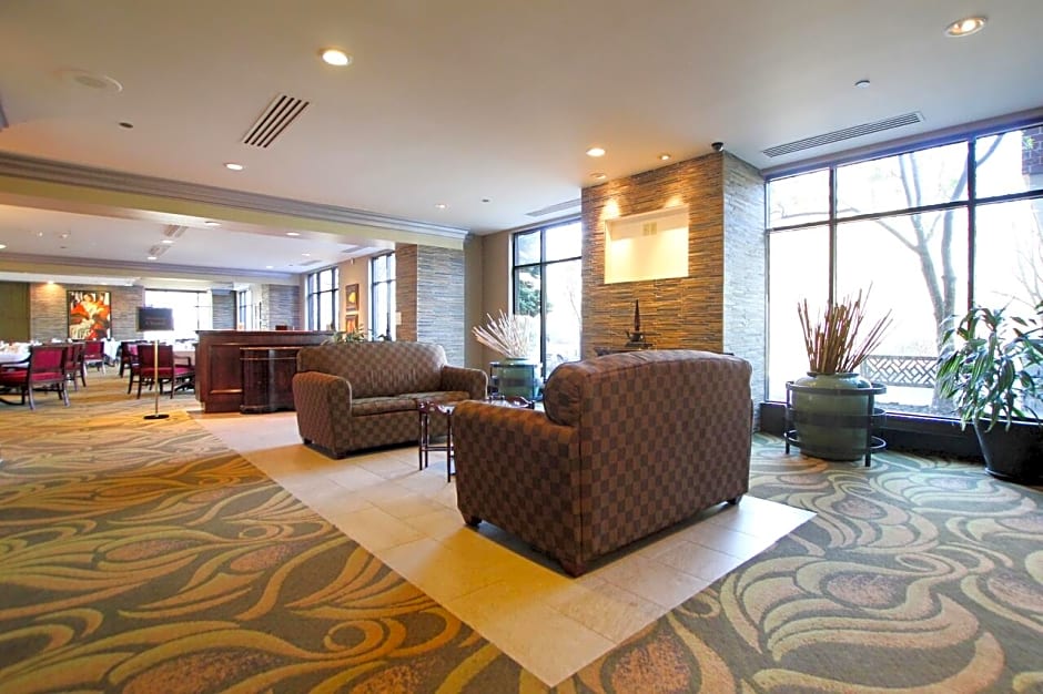 Ramada by Wyndham Minneapolis Airport - Eagan