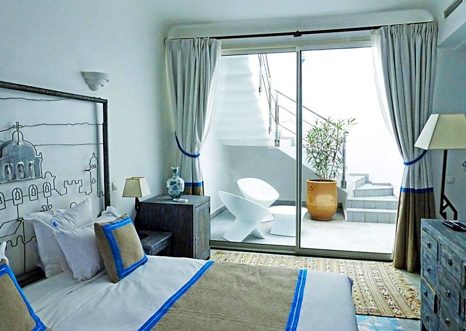 Riad Le Perroquet Bleu Suites & Spa