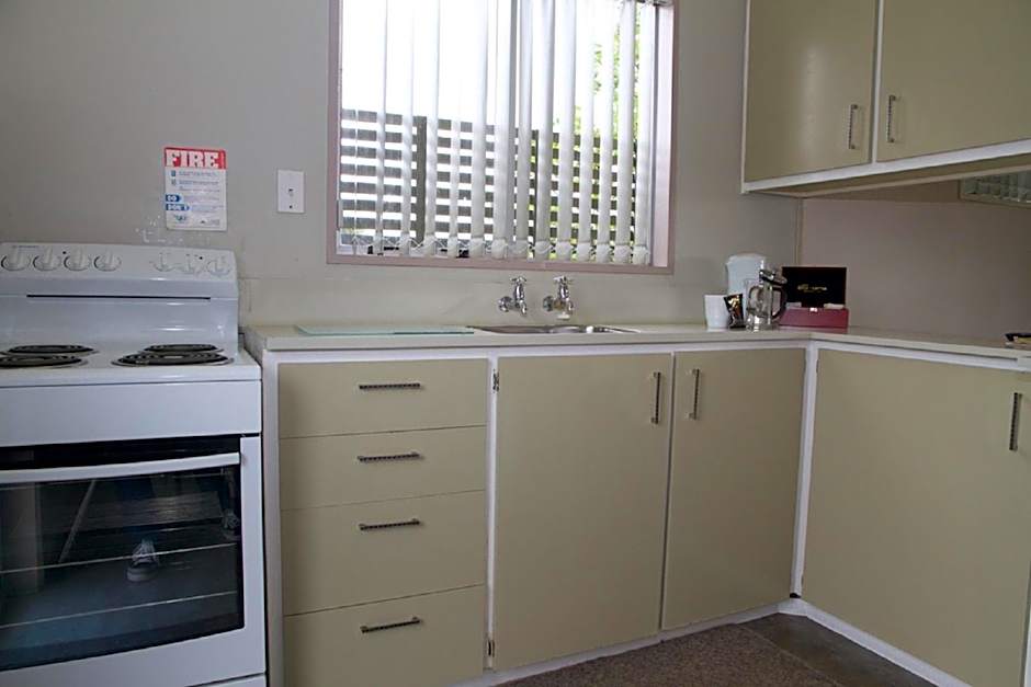 252 Beachside Motels & Holiday Park