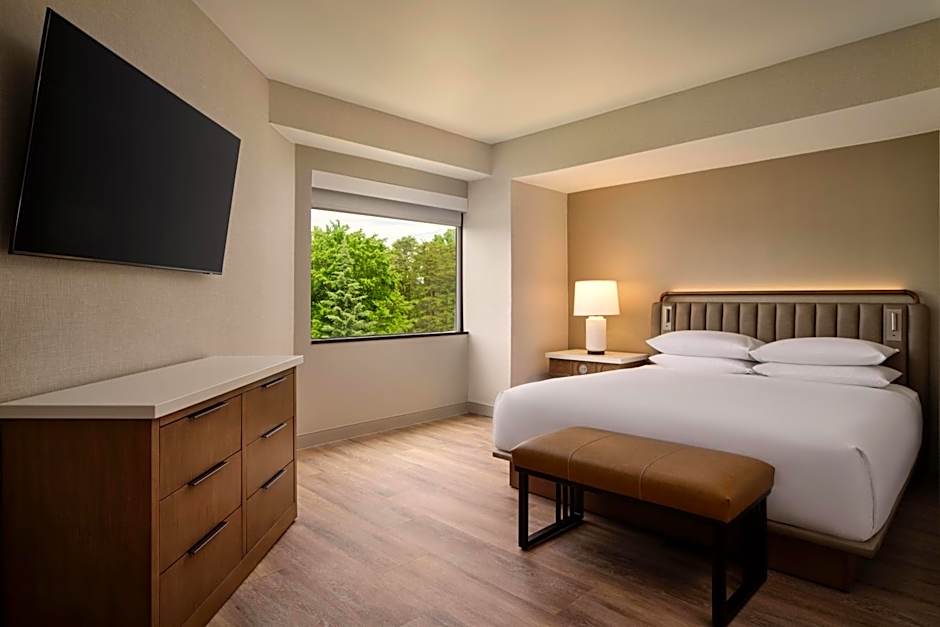 Hyatt Regency Suites Atlanta Northwest