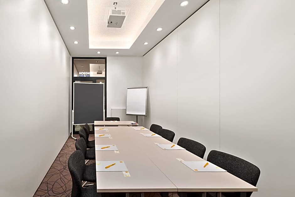 Super 8 by Wyndham Munich City North