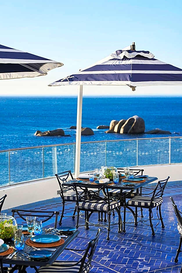 Twelve Apostles Hotel & Spa