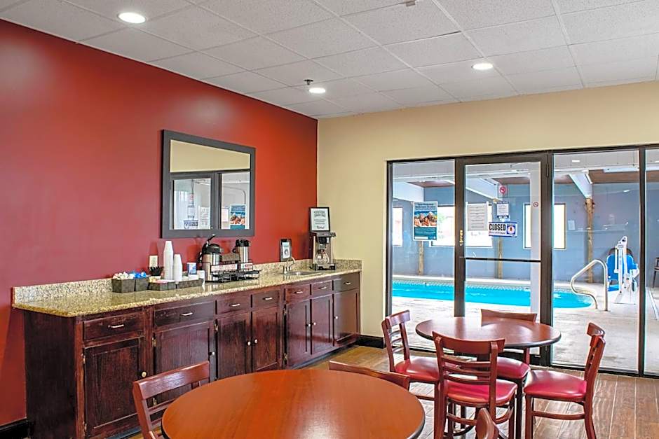 Red Roof Inn & Suites Middletown-Franklin