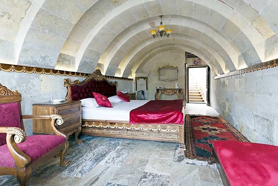 Hermes Cave Hotel