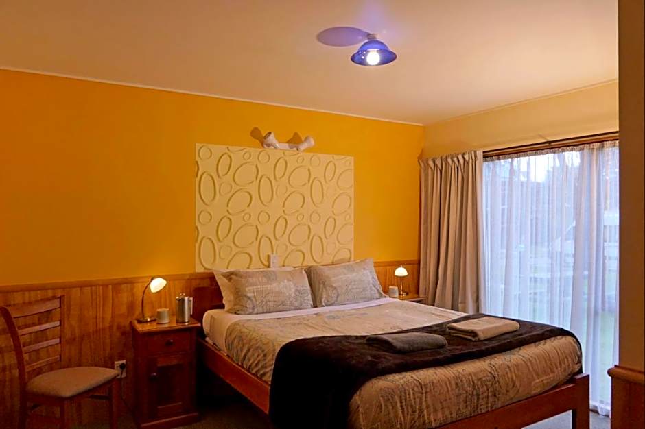 Queenstown Holiday Park Creeksyde