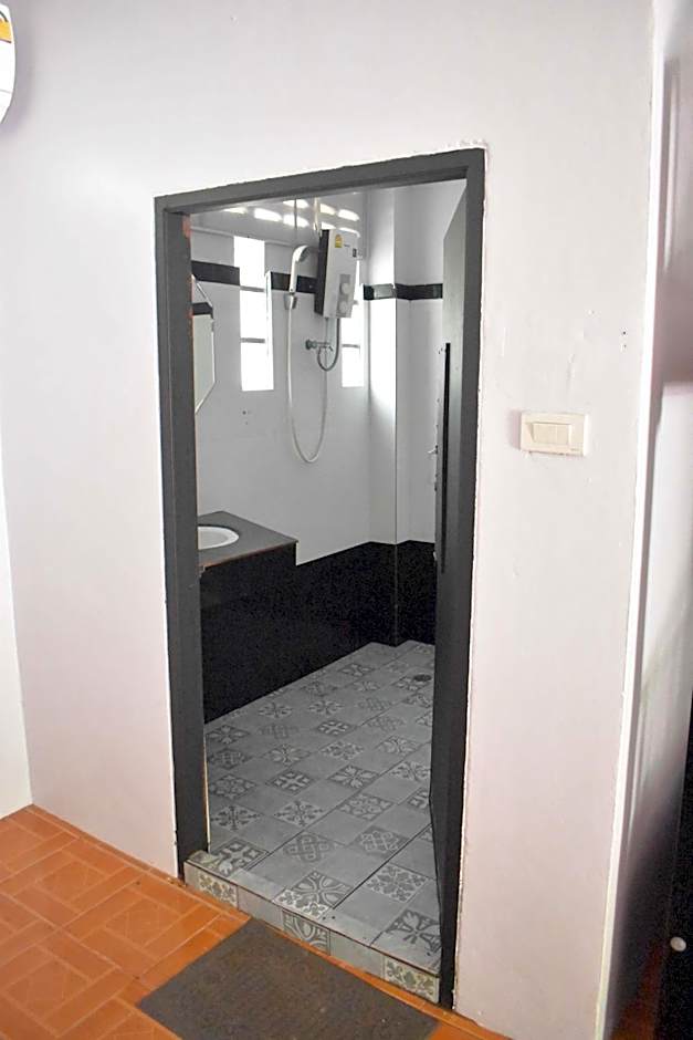 Blanco Hideout Railay - Youth Hostel 18 to 35 Only