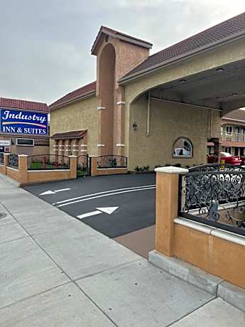 Industry Inn & Suites