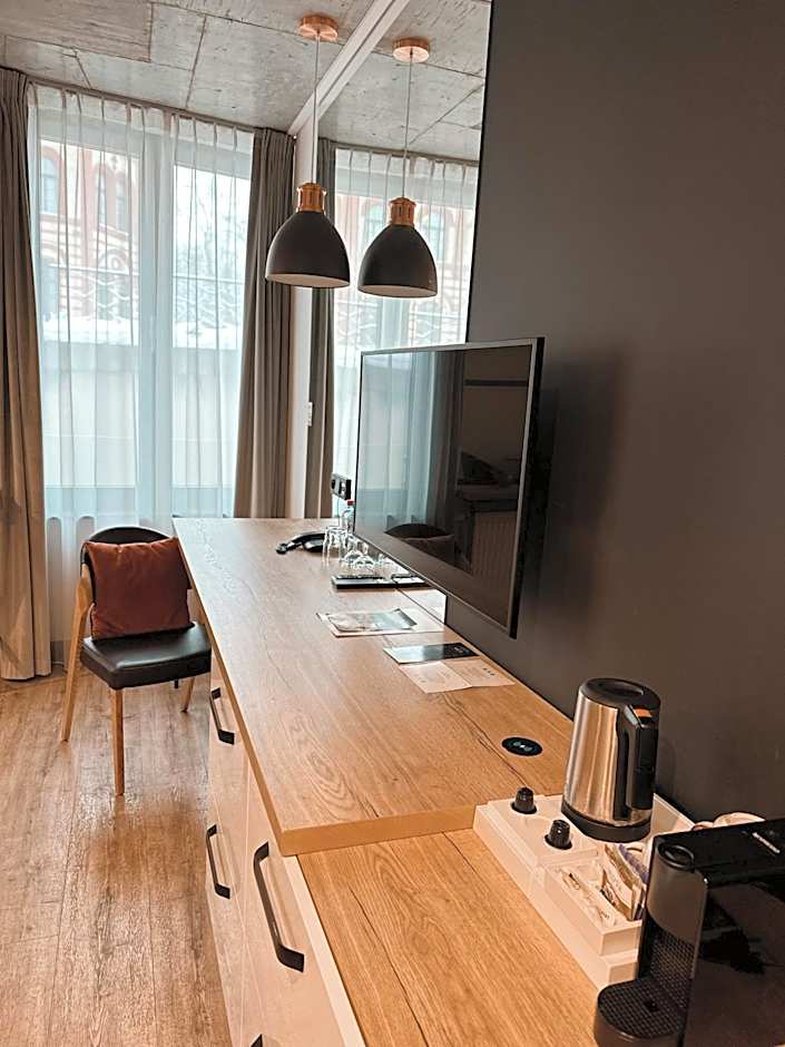 The Bridge Suites Hotel