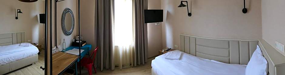 Hotel MEDITERRANEO