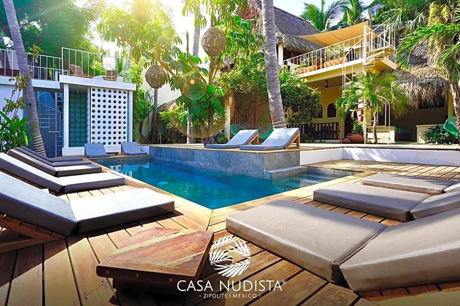 Casa Nudista - LGBT Hotel