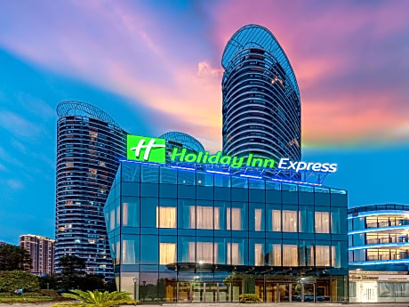 Holiday Inn Express Yichang Riverside By IHG