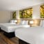 Days Inn & Suites by Wyndham Byram