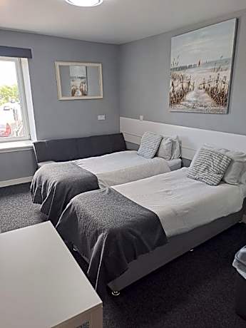 Double or Twin-Ensuite-Street View