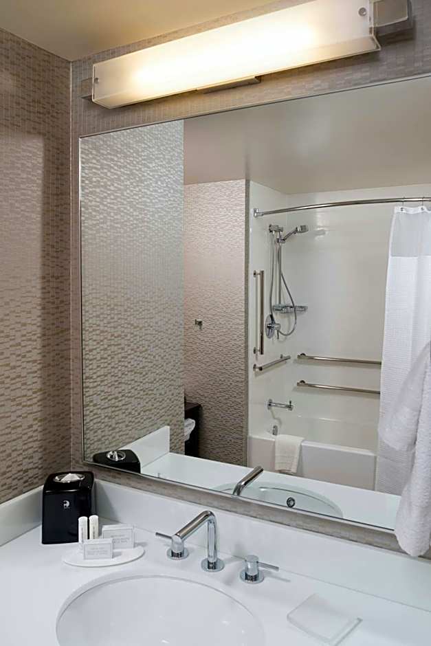 Courtyard by Marriott Minneapolis Downtown