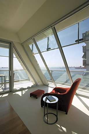 Senior Suite with Front Sea View