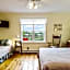 Bayview Pines Country Inn B&B
