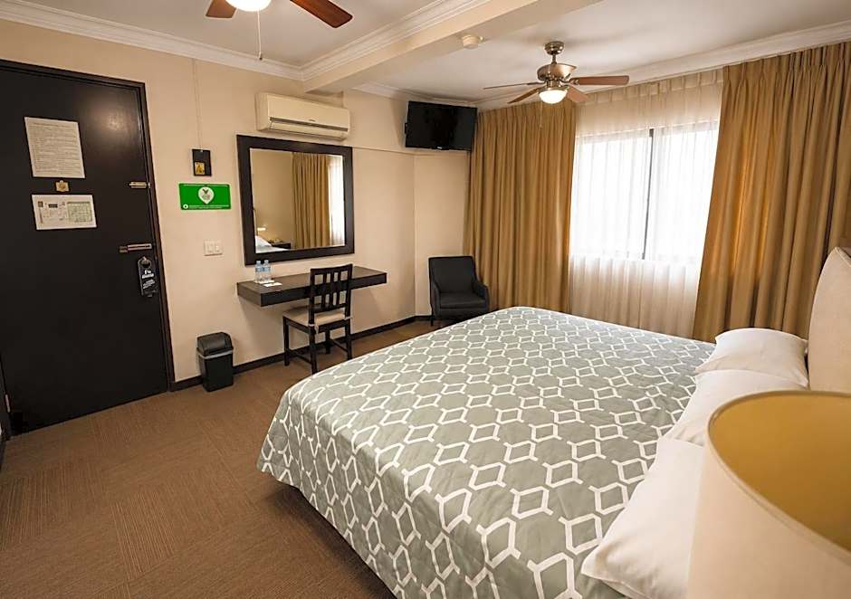 Hotel Clara Luna