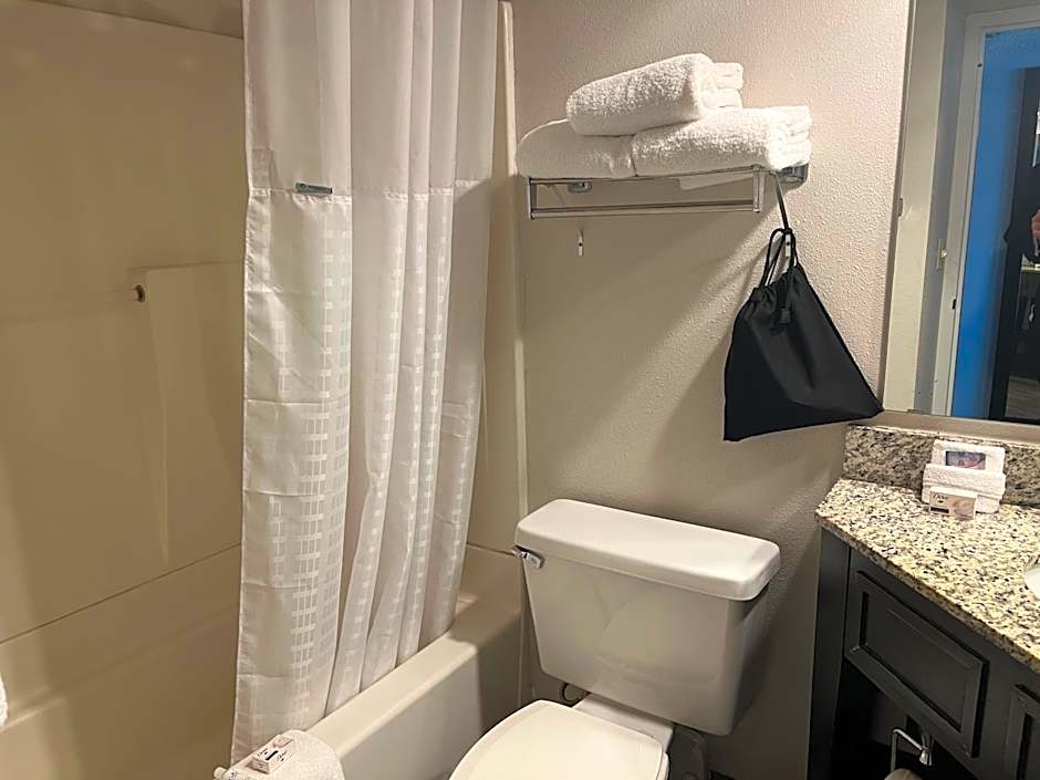 La Quinta Inn & Suites by Wyndham Denver Englewood Tech Ctr