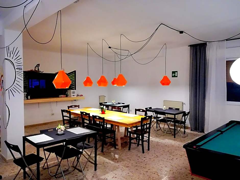 Dimora Hostel