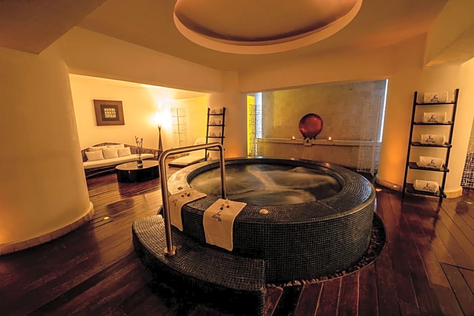 Emporio Acapulco