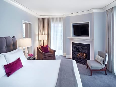 Premier Terrace King - Mob/Hear Accessible W/Roll In Shower